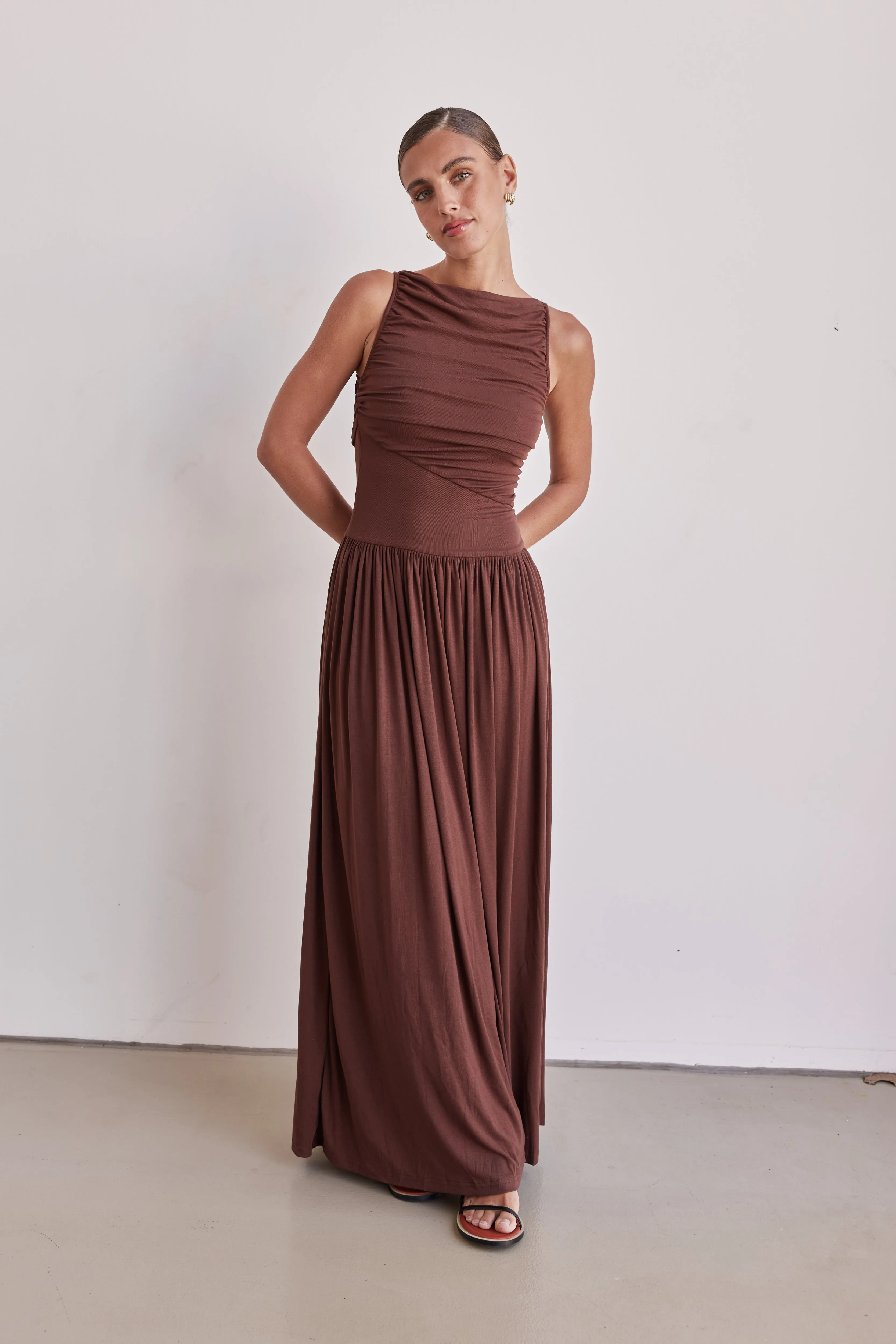 Arielle Maxi Dress (Chocolate)