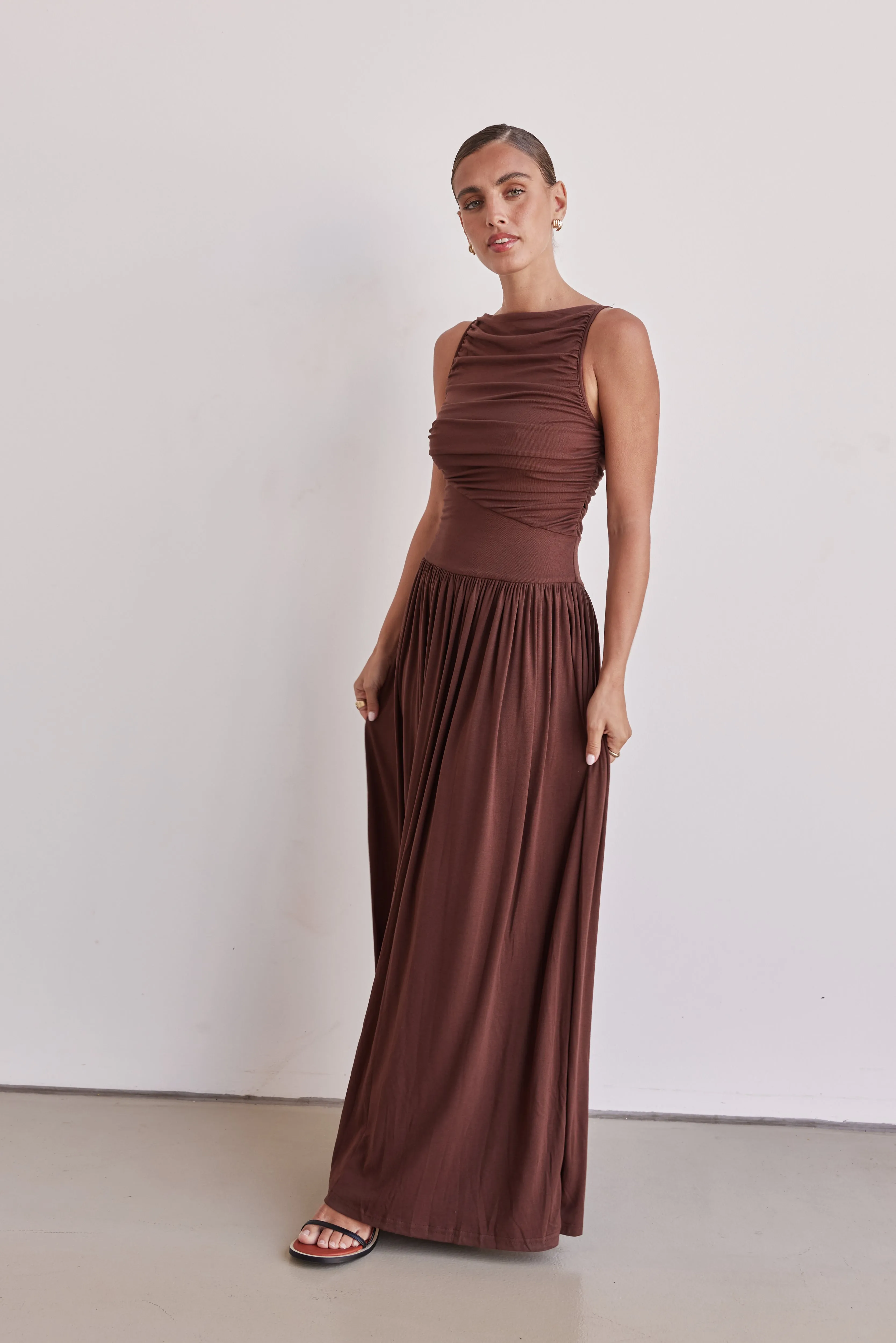 Arielle Maxi Dress (Chocolate)