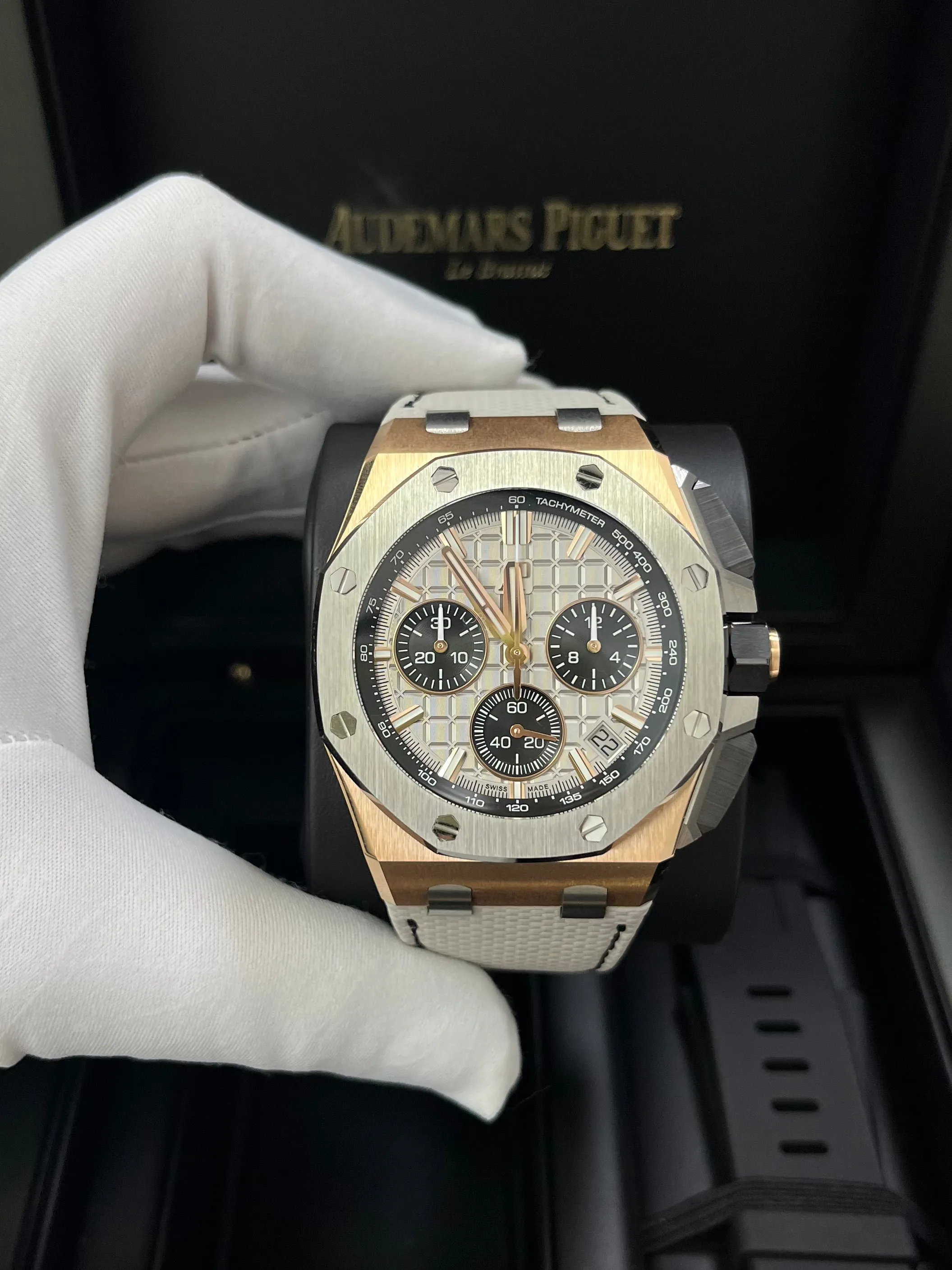 Audemars Piguet Royal Oak Offshore Chronograph 43mm Chronograph 18k Rose Gold and Titanium Grey Dial Ref# 26420OI.OO.A015VE.01