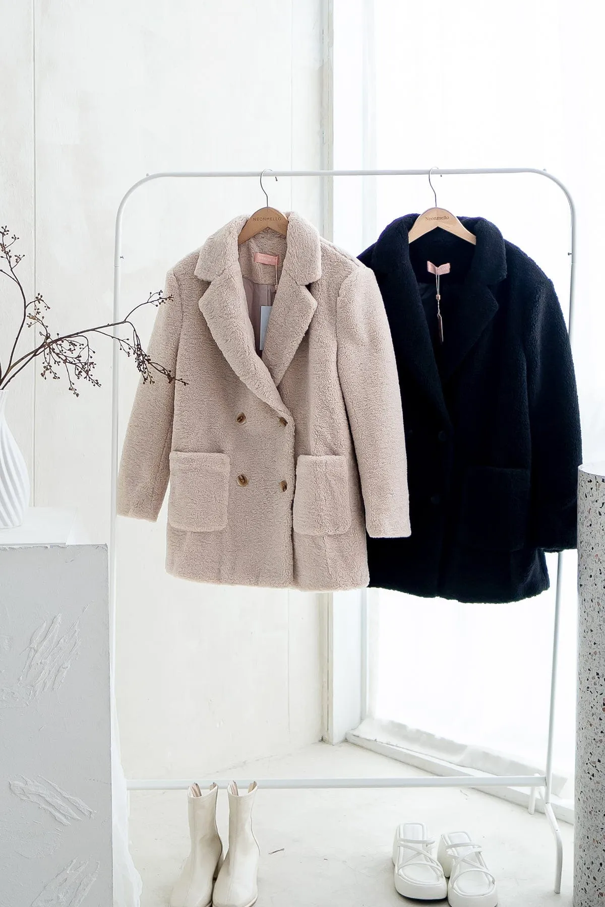 HAMPTON FURRY OUTERWEAR IN NUDE